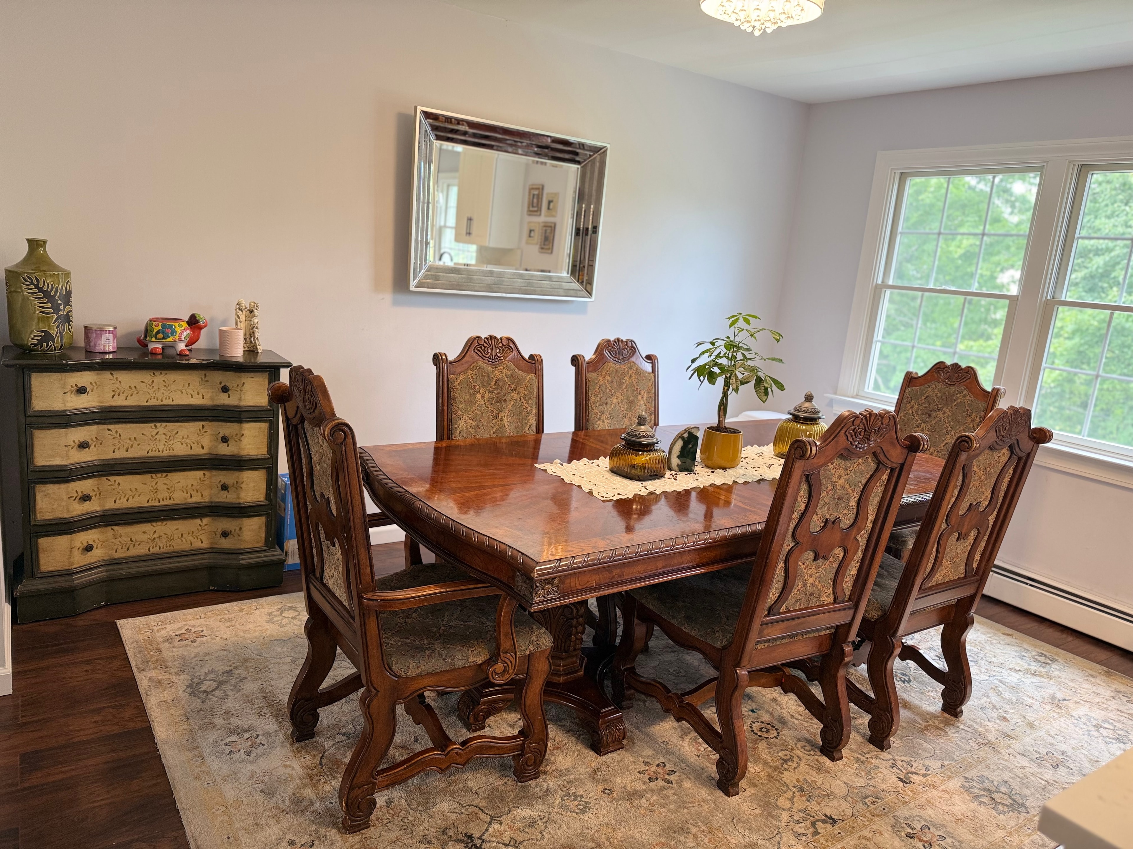 Elegant dining room after cleaning — YMK Home Sparkle