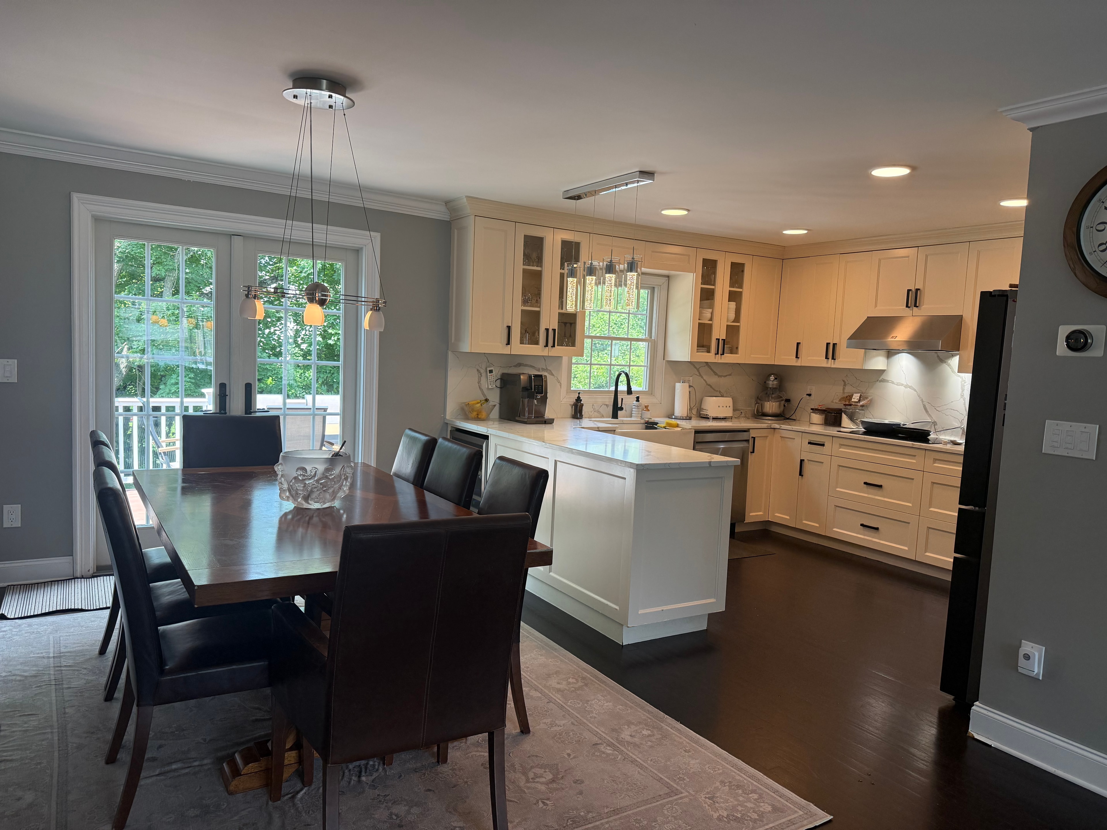 Modern kitchen and dining room — YMK Home Sparkle